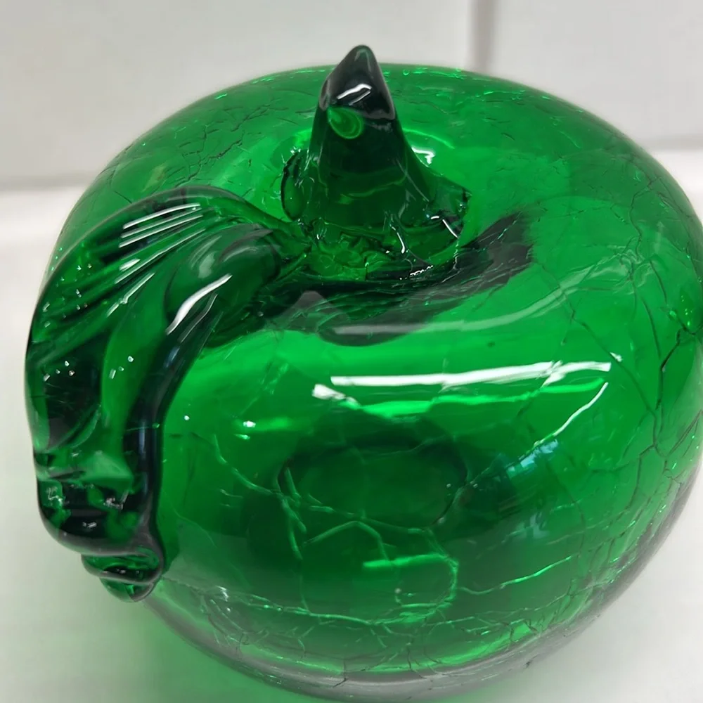 Vintage Green Crackled Glass Apple Sculpture - Picture 4 of 12